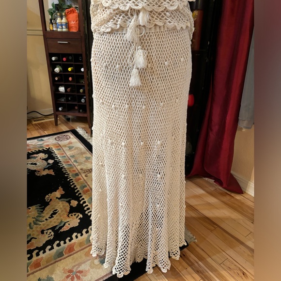 Vintage Veloso’s Gift Shop Philippines Crocheted 2 Piece Top and Skirt Set - Picture 4 of 7